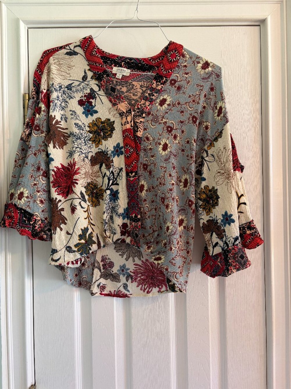 Umgee Floral Patchwork Blouse in Cream, Red, Blue and Brown